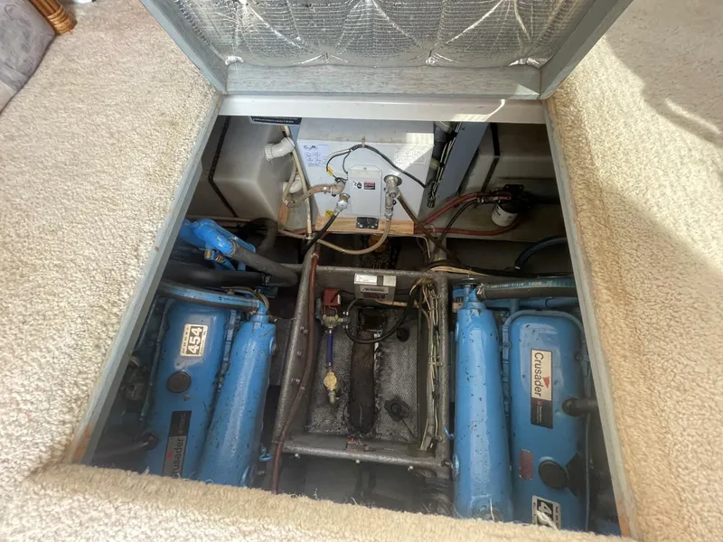 Slide: The Image of Silverton 37 Convertible 1989 - 5842672