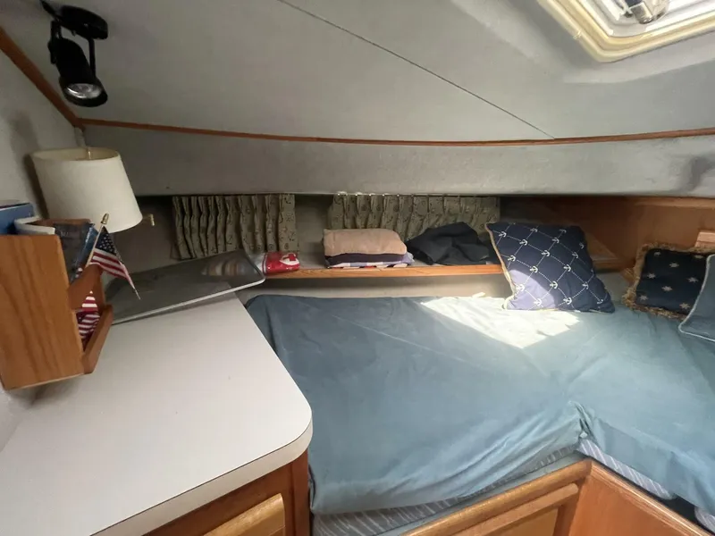 Slide: The Image of Silverton 37 Convertible 1989 - 5842649