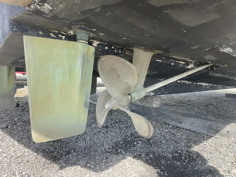 Slide: The Image of Silverton 37 Convertible 1989 - 5842690