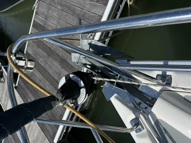 Slide: The Image of Hunter 33 2004 - 4909550