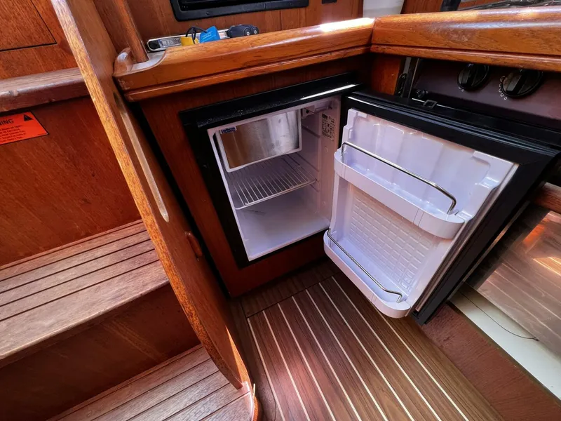 Slide: The Image of Hunter 33 2004 - 4909593