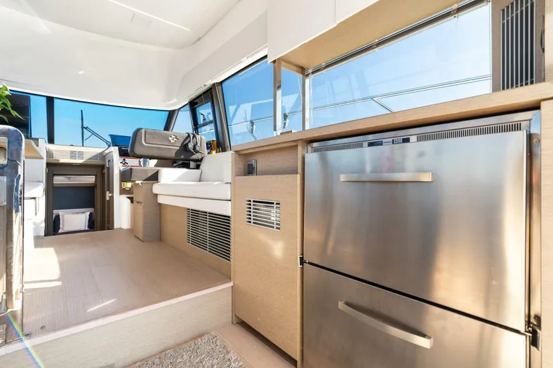 Slide: The Image of Prestige 420 2020 - 4910171