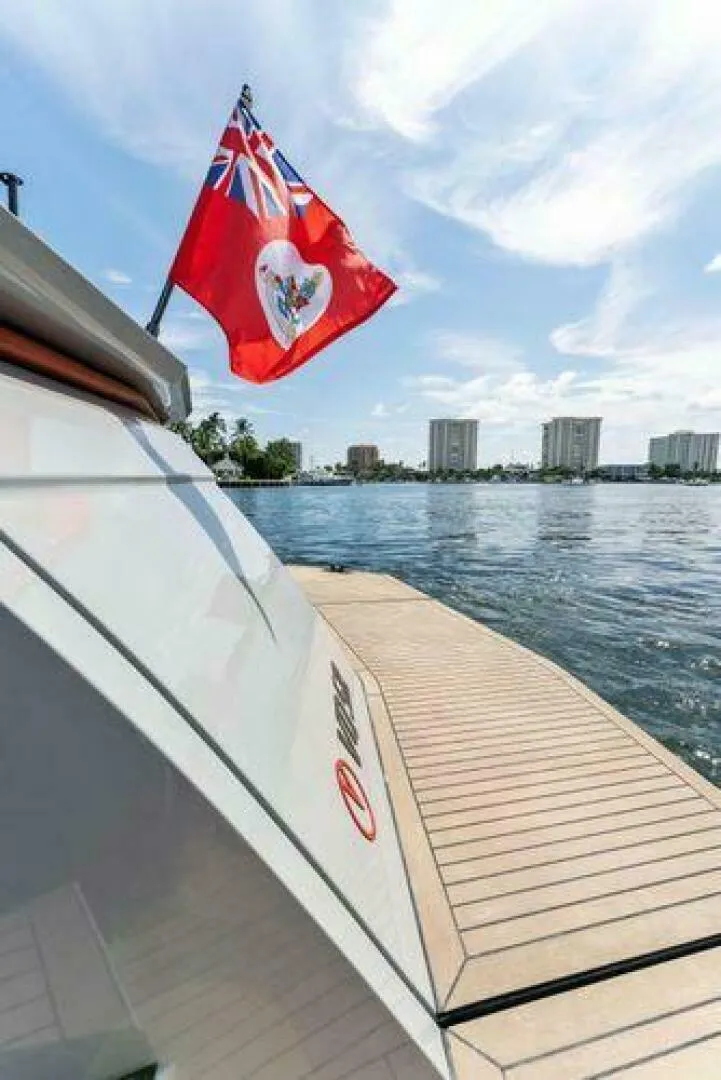 Slide: The Image of Vanquish VQ58 2022 - 4910401