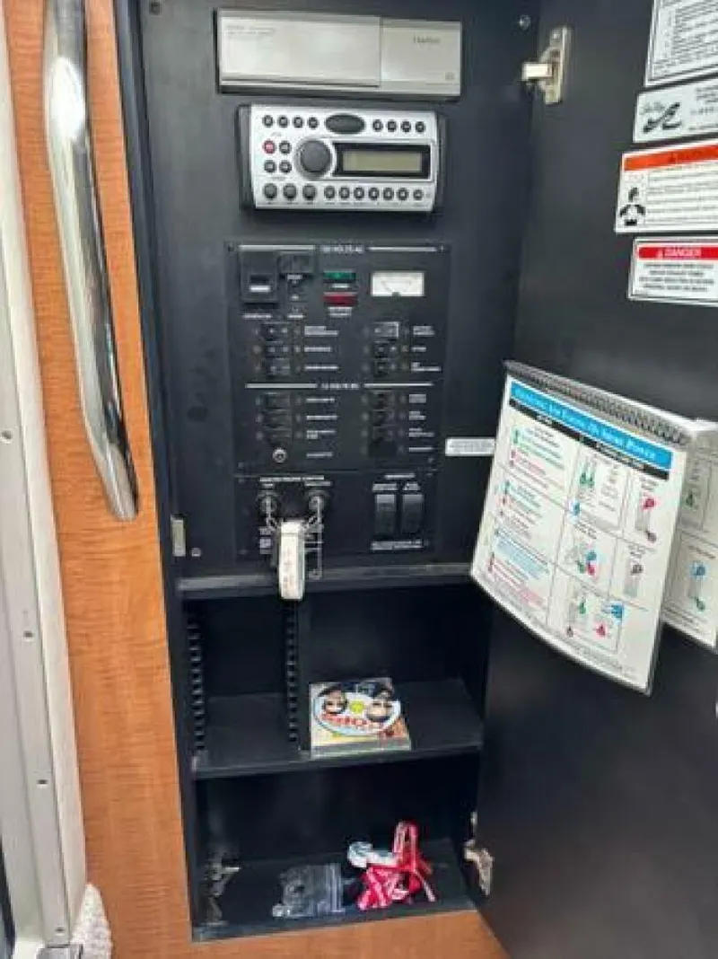 Slide: The Image of Sea Ray 290 Sundancer 2006 - 4911136