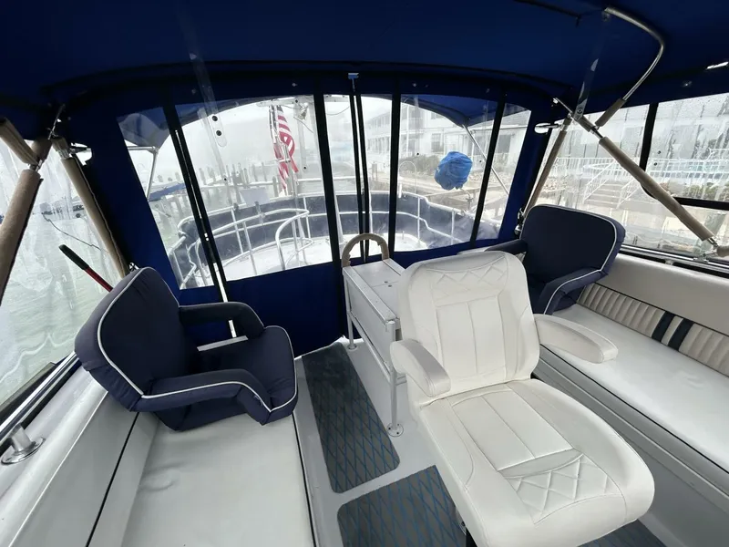 Slide: The Image of 39' Mainship flybridge aft - 4911699