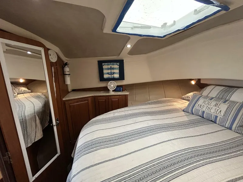 Slide: The Image of 39' Mainship master stateroom port - 4911727