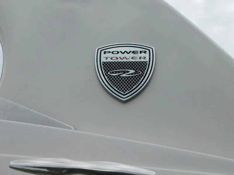 Slide: The Image of Regal 26 Express 2018 - 4912272