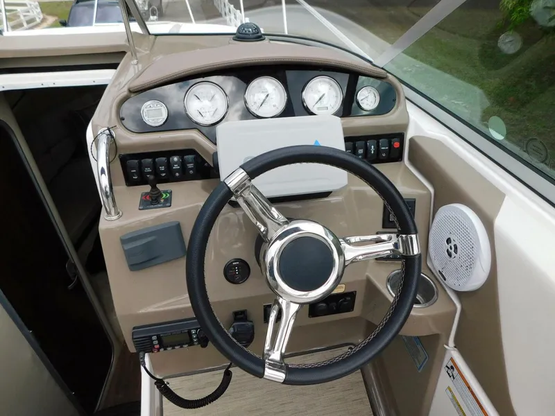 Slide: The Image of Regal 26 Express 2018 - 4912252