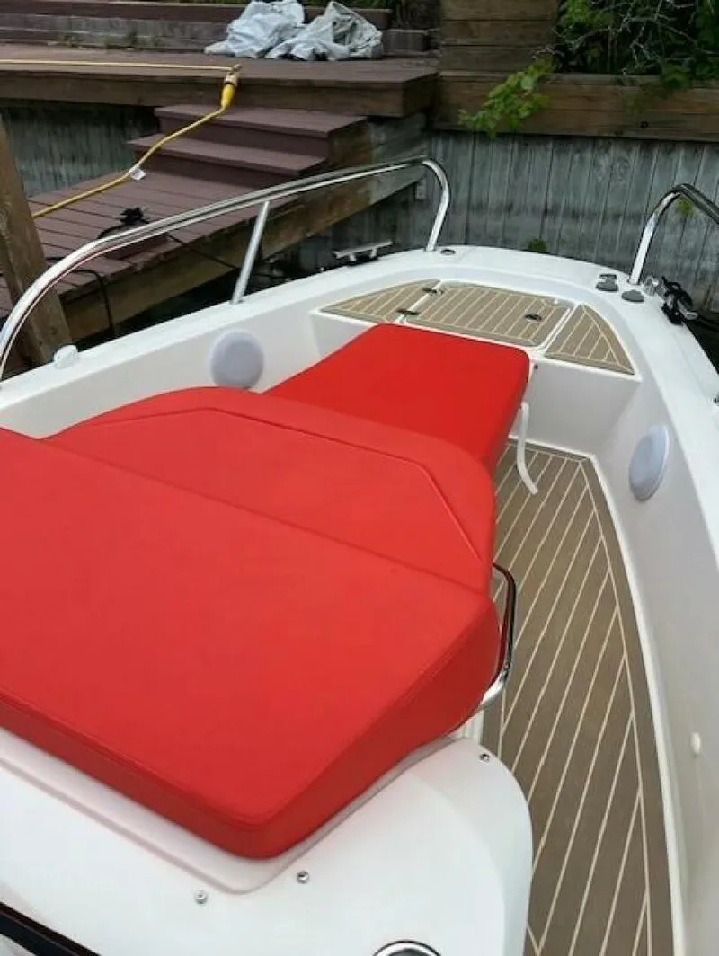 Slide: The Image of Nimbus T8 2022 - 5721808