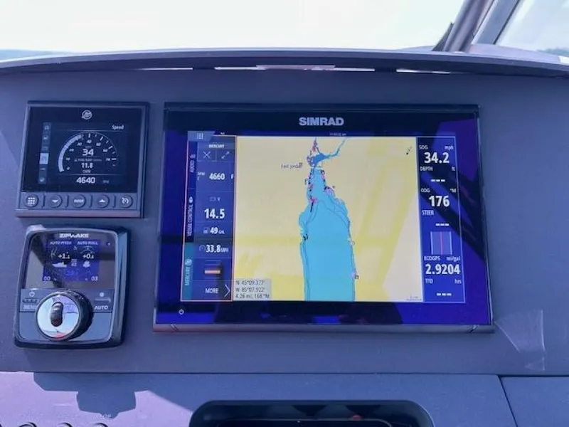 Slide: The Image of Nimbus T8 2022 - 5622306