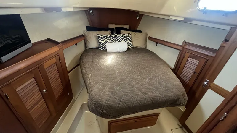 Slide: The Image of Island Packet PY Trawler / Motorsailer 2008 - 5162967