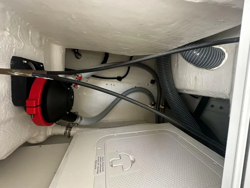 Slide: The Image of Jeanneau 9.0 Leader 2024 - 5141428