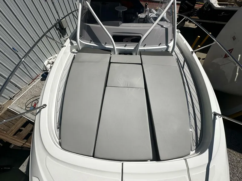 Slide: The Image of Jeanneau 9.0 Leader 2024 - 5141452