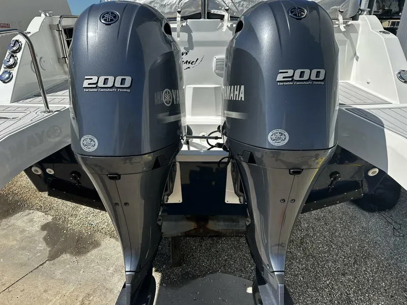 Slide: The Image of Jeanneau 9.0 Leader 2024 - 5141454