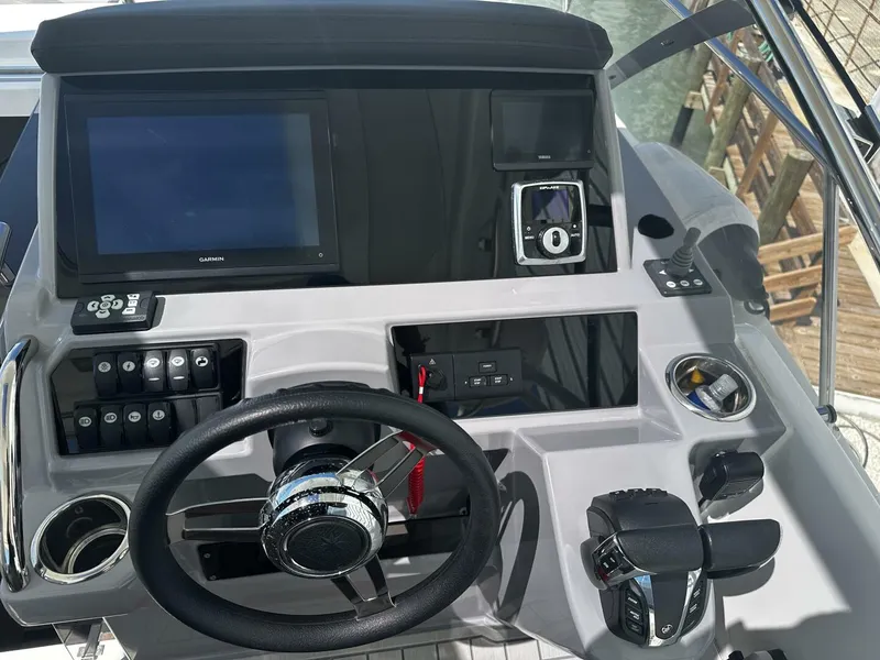 Slide: The Image of Jeanneau 9.0 Leader 2024 - 5141399