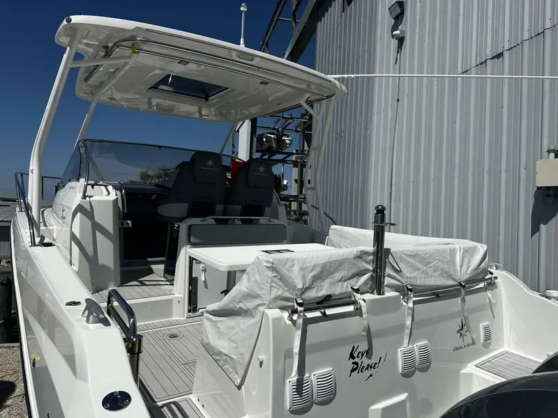 Slide: The Image of Jeanneau 9.0 Leader 2024 - 5141470