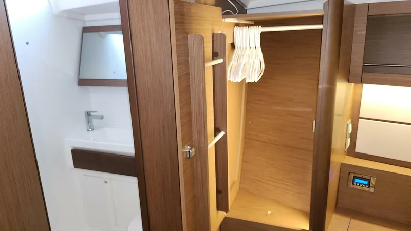 Slide: The Image of Beneteau Oceanis 46.1 - 4916946