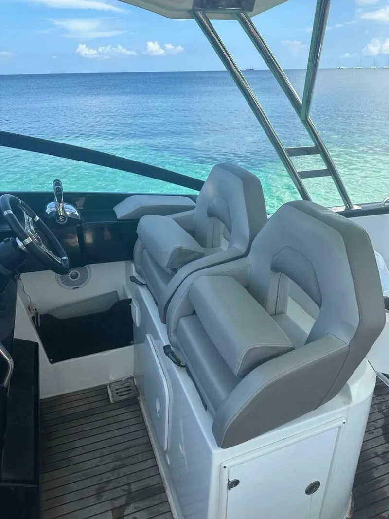 Slide: The Image of Beneteau 34 2019 - 4919672