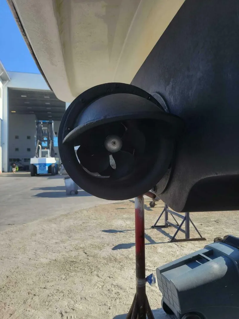 Slide: The Image of Greenline 39 Hybrid 2022 - 5203241