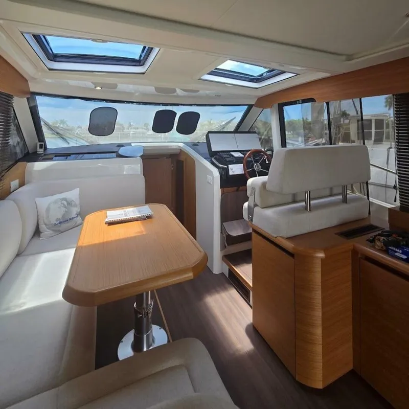 Slide: The Image of Greenline 39 Hybrid 2022 - 5456874