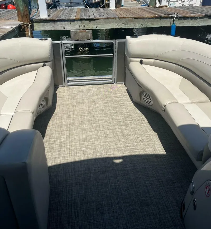 Slide: The Image of Cypress Cay 22 2023 - 4924252