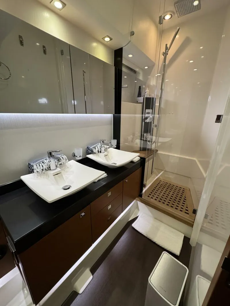 Slide: The Image of Prestige 620S 2014 - 4922100