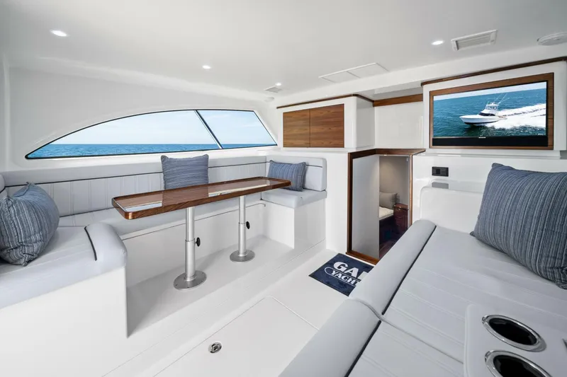 Slide: The Image of 2026 Viking 46 Billfish Dinette - 5474208