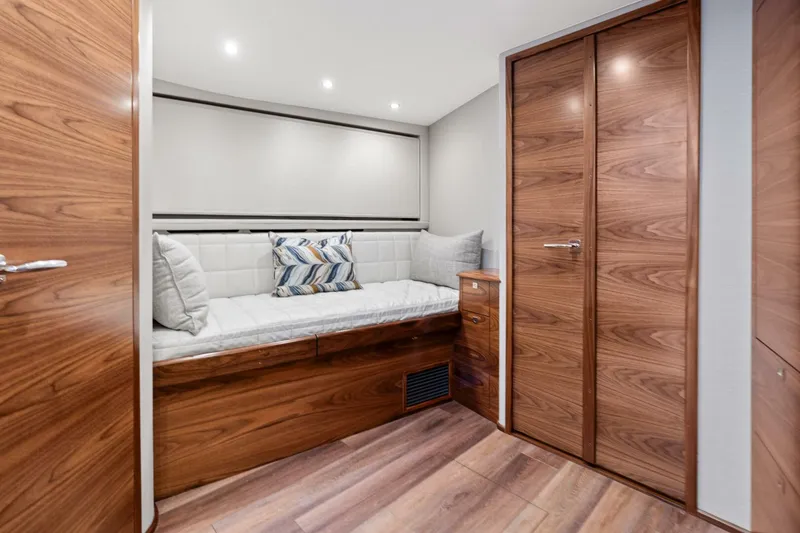 Slide: The Image of 2026 Viking 46 Billfish - 5474231