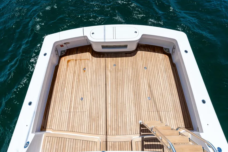 Slide: The Image of 2026 Viking 46 Billfish Cockpit - 5474245