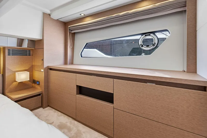 Slide: The Image of 2025 Prestige 460 Flybridge - Sistership - 4931277