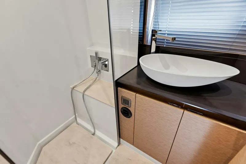 Slide: The Image of 2025 Prestige 460 Flybridge - Sistership - 4931285