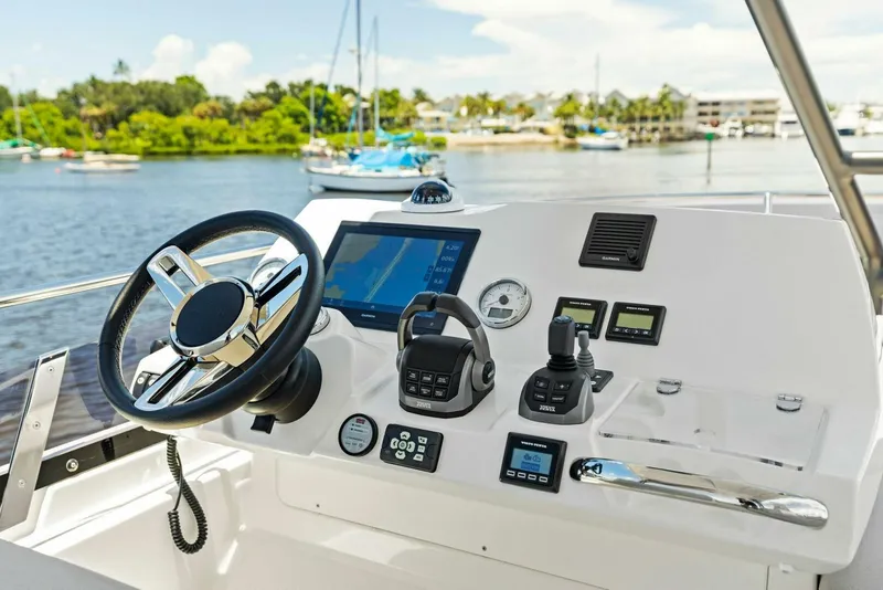 Slide: The Image of 2025 Prestige 460 Flybridge - Sistership - 4931293