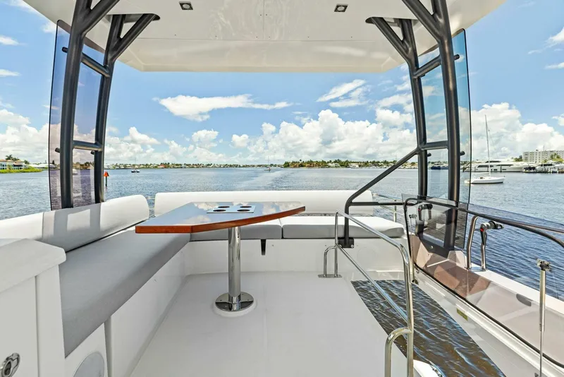 Slide: The Image of 2025 Prestige 460 Flybridge - Sistership - 4931295