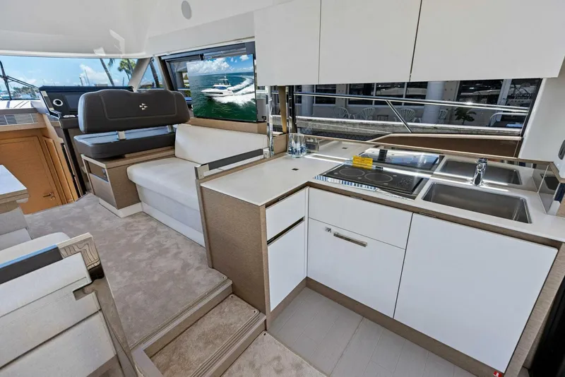 Slide: The Image of 2025 Prestige 460 Flybridge - Sistership - 4931216