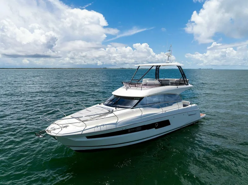 Slide: The Image of 2025 Prestige 460 Flybridge - Sistership - 4931321