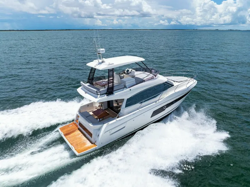 Slide: The Image of 2025 Prestige 460 Flybridge - Sistership - 4931325