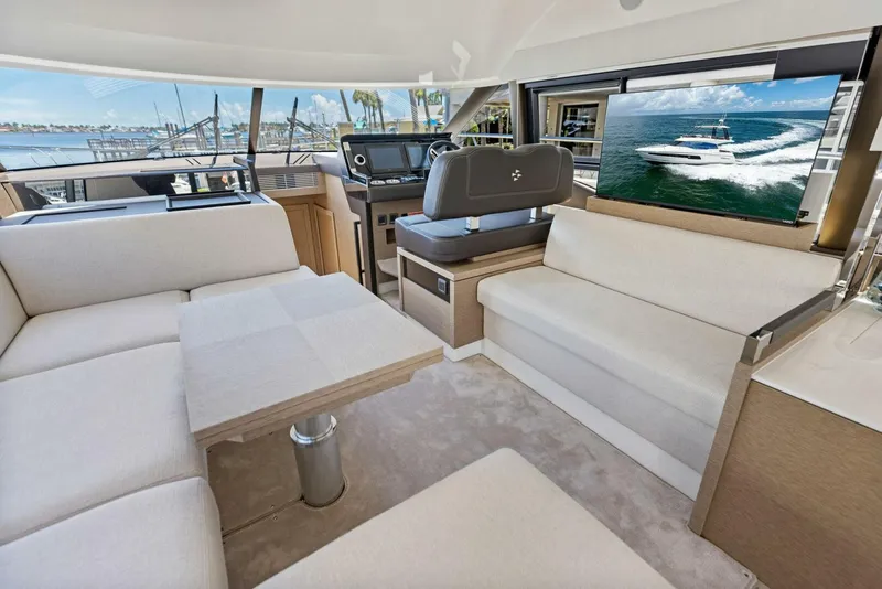 Slide: The Image of 2025 Prestige 460 Flybridge - Sistership - 4931226
