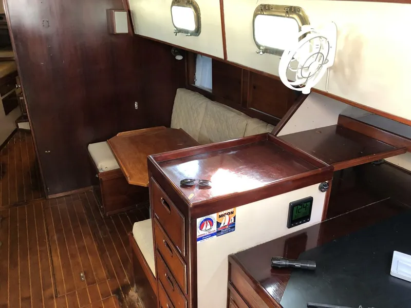 Slide: The Image of Allied XL-2 1981 - 4925750