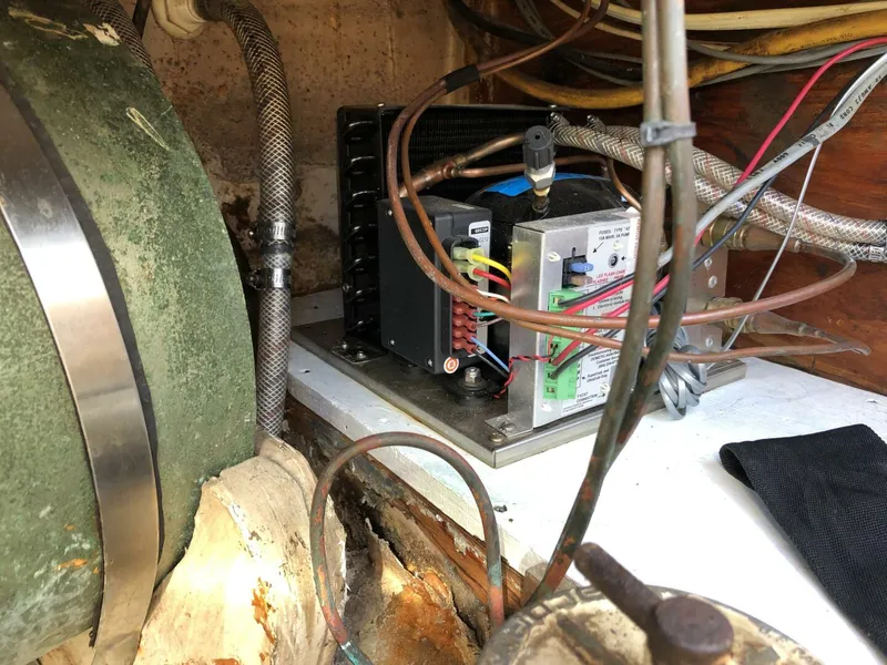 Slide: The Image of Allied XL-2 1981 - 4925736