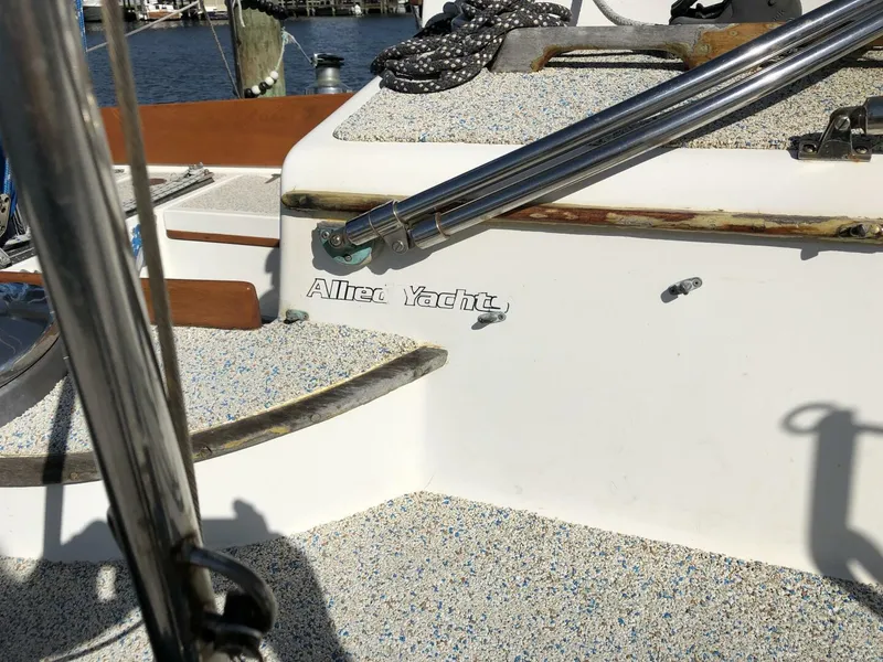 Slide: The Image of Allied XL-2 1981 - 4925728