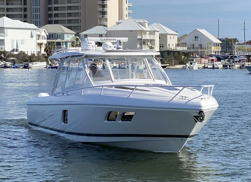 Slide: The Image of Intrepid 407 Cuddy 2020 - 4940767