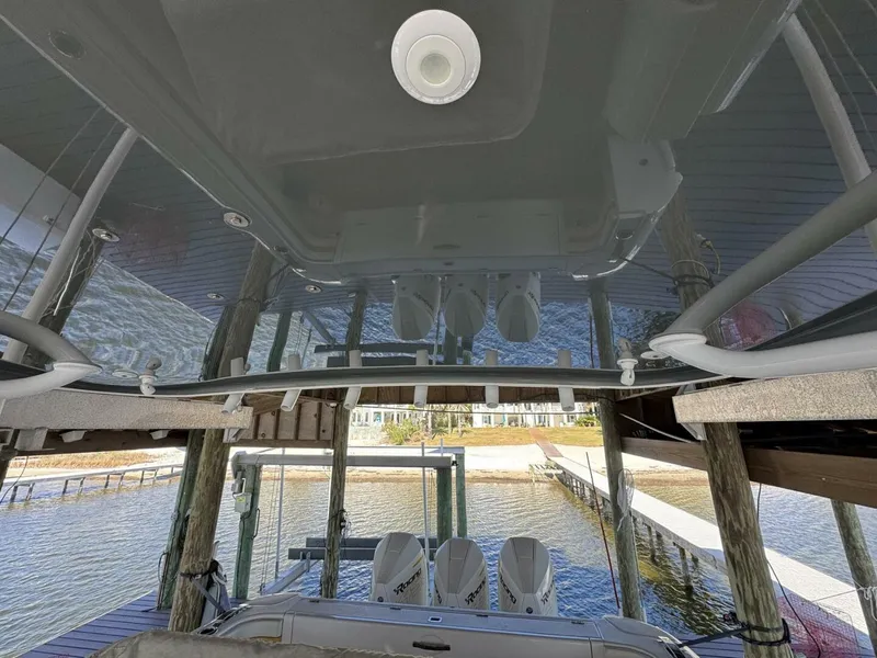 Slide: The Image of Intrepid 407 Cuddy 2020 - 4940797