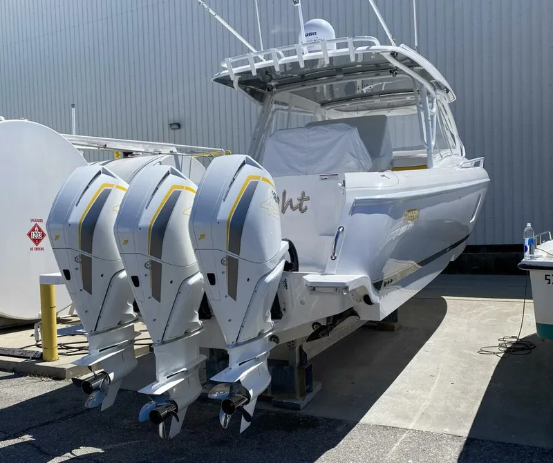 Slide: The Image of Intrepid 407 Cuddy 2020 - 4940771