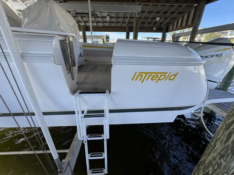 Slide: The Image of Intrepid 407 Cuddy 2020 - 4940773