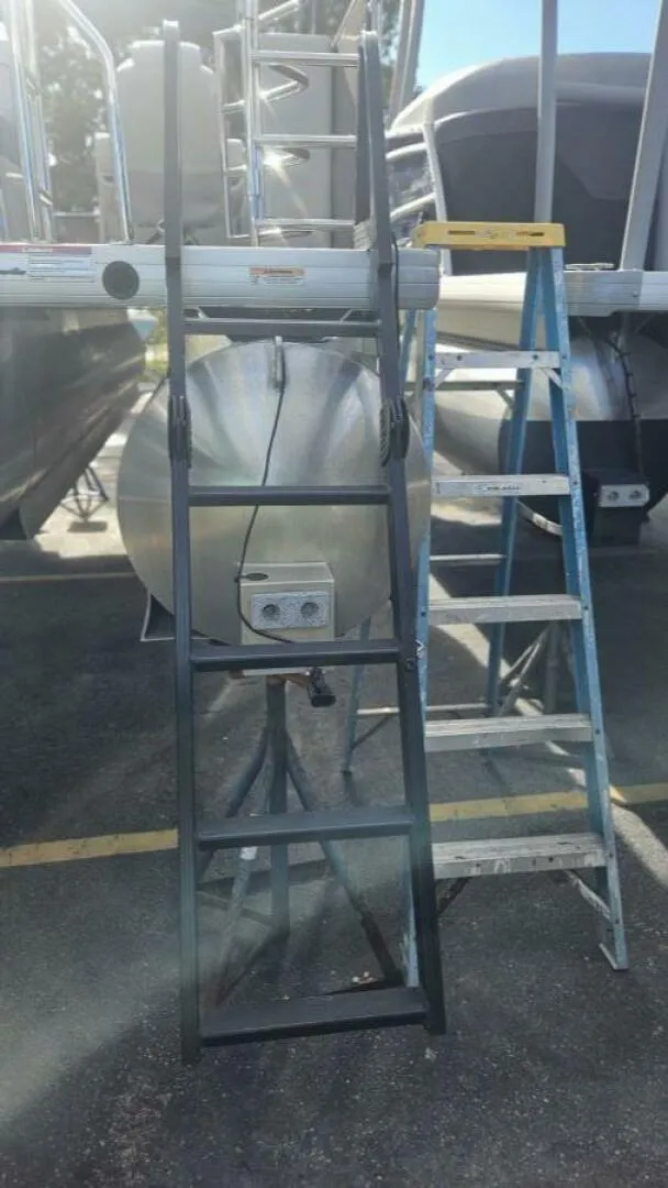 Slide: The Image of Godfrey Sweetwater 2286 2024 - 4925517