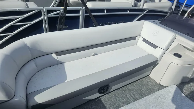 Slide: The Image of Godfrey Sweetwater 2286 2024 - 4925492