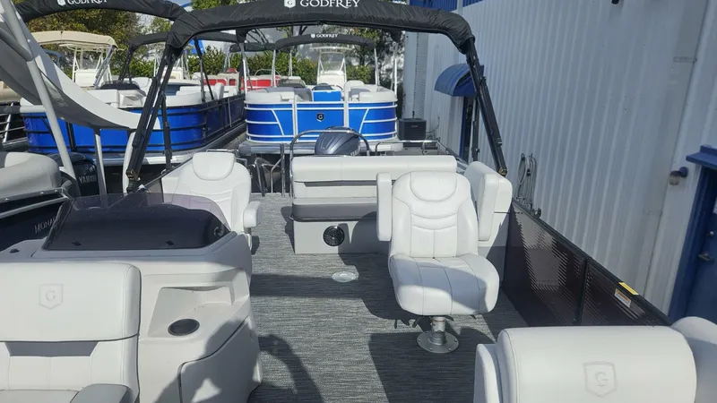 Slide: The Image of Godfrey Sweetwater 2286 2024 - 4925493