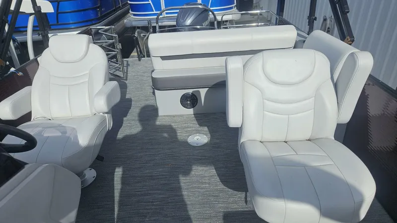 Slide: The Image of Godfrey Sweetwater 2286 2024 - 4925495