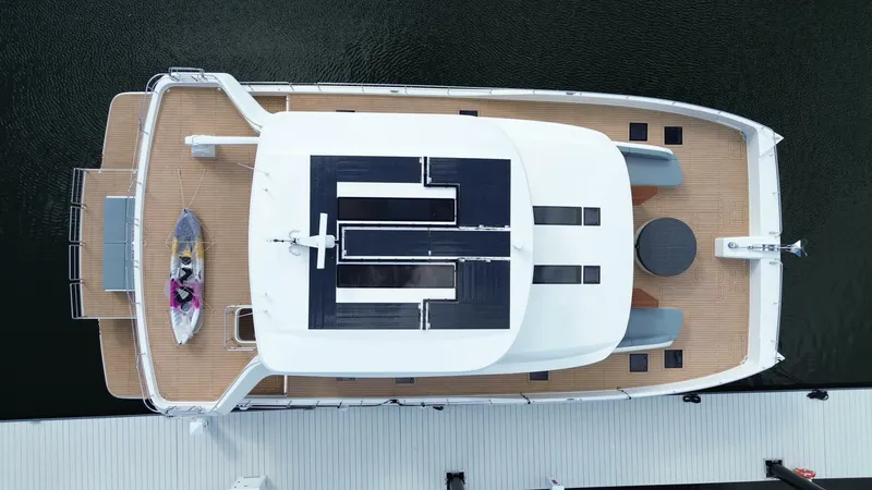 Slide: The Image of Granocean W72 #3 2025 - 5759493