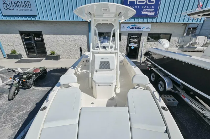 Slide: The Image of Pathfinder 2200TRS 2025 - 4926665